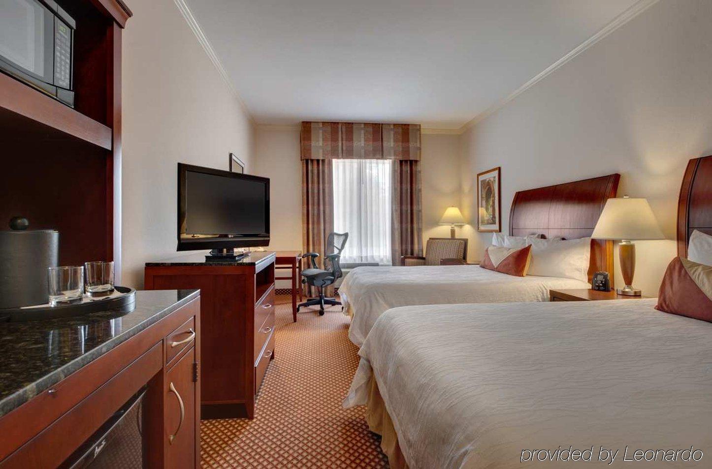Hilton Garden Inn Shreveport Room photo